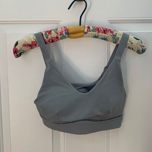 LuLulemon bra-no tags but never worn